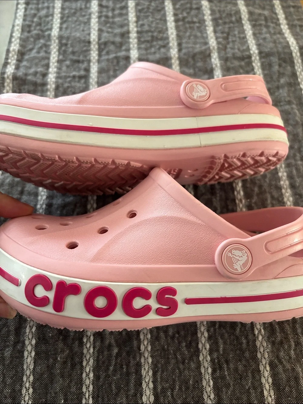 CROCS Kids Classic Clog in Light Pink